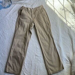 Mountain Khakis Tan Chinos for Casual Wear 30x32